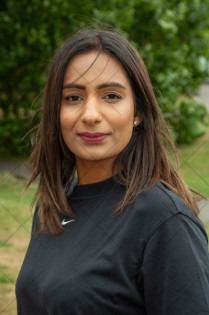 Photo of Mrs Neelam Gill